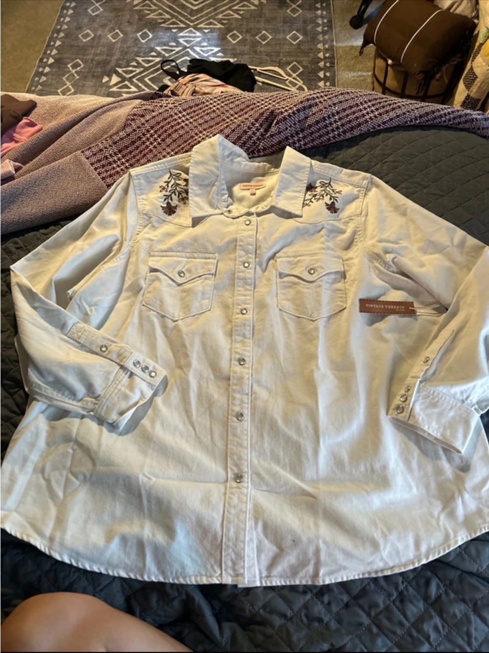 Embroidered White Button-Down Western Shirt